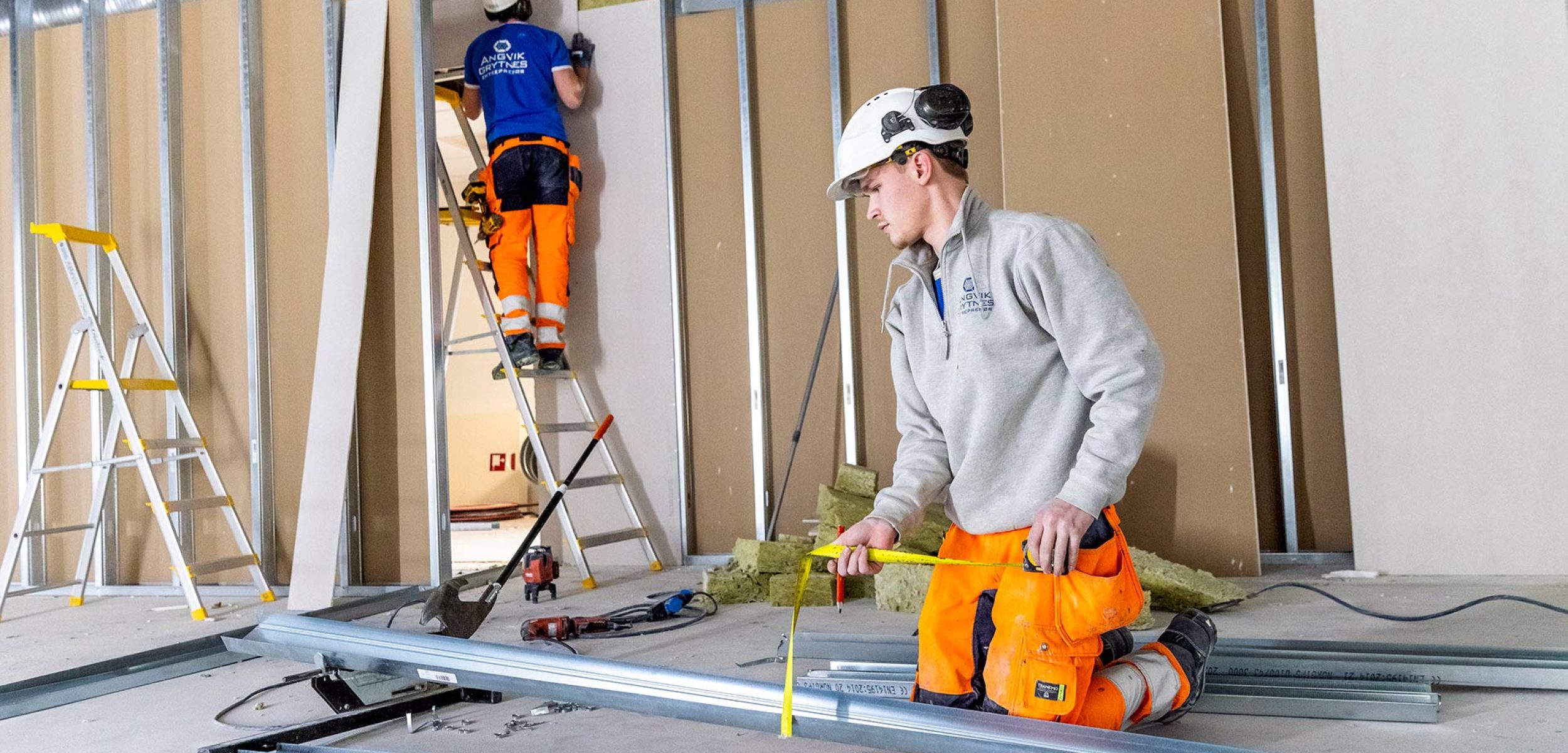 angvik-grytnes-snekring-roseby-vest-nav-001